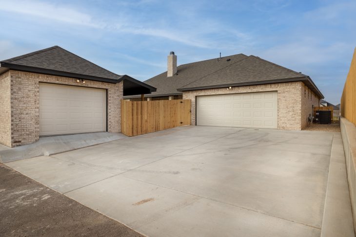 Rear Entry Garage, Rachell Floor Plan